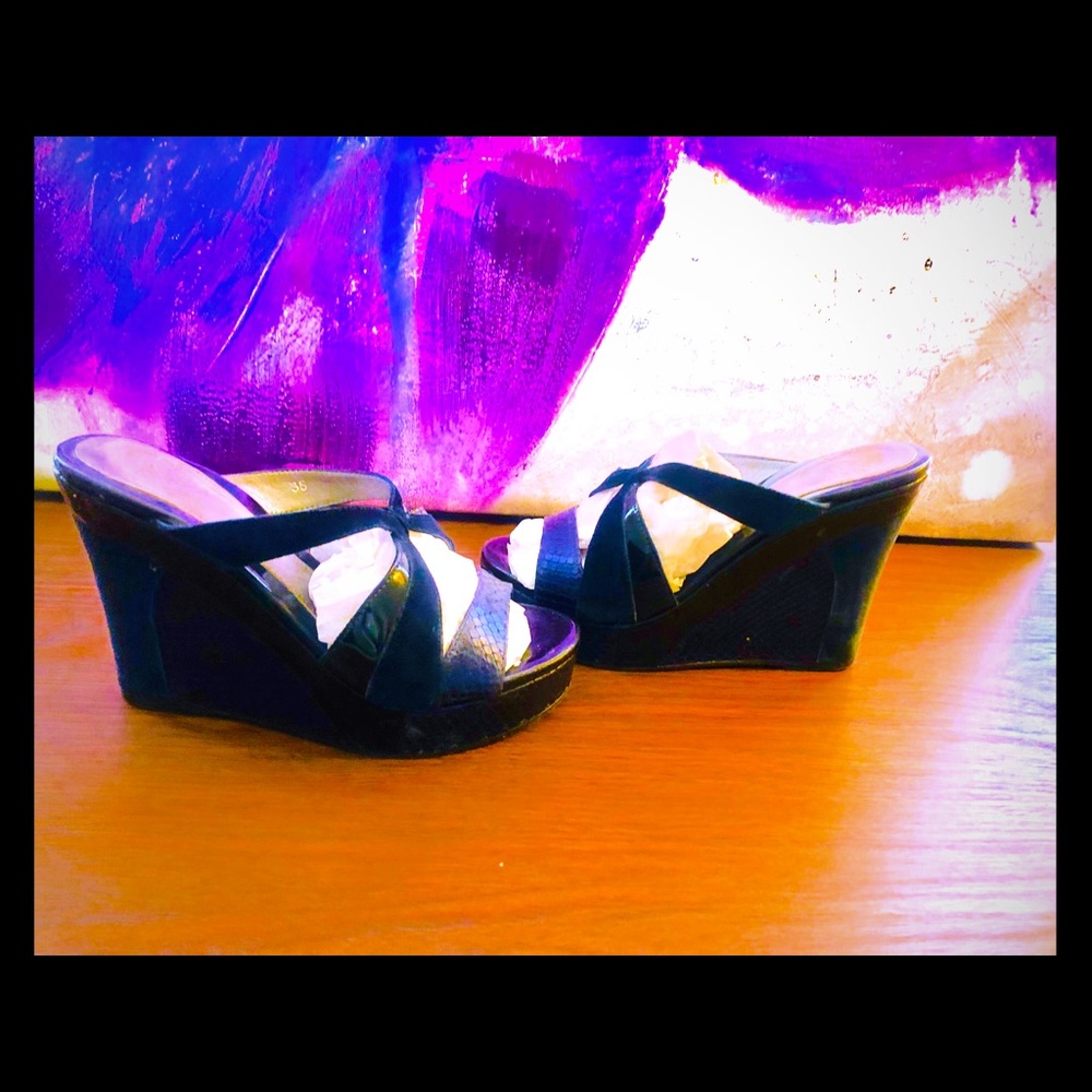 Marciano Platform Shoes 👠